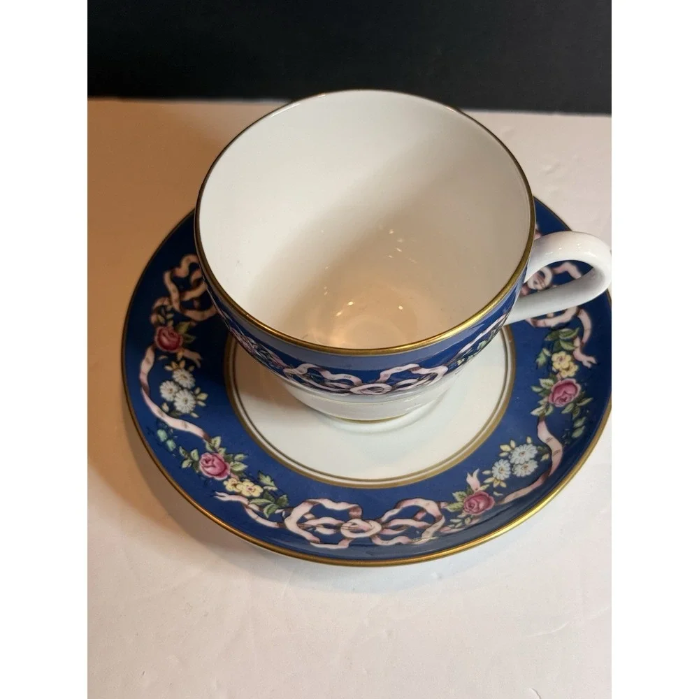 Spode Ribbons & Roses Y8553-P Bone China Teacup Saucer England Blue Gold